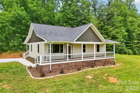 246 Appalachian, Spruce Pine, NC 28777