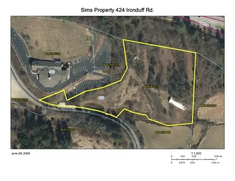 424 Iron Duff Rd, Waynesville, NC 28785