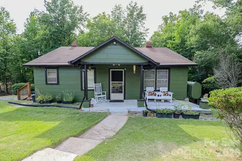 1646 Silver St, Morganton, NC 28655
