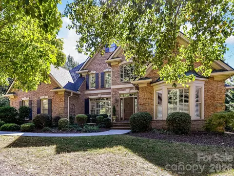 4409 Rosecliff Dr, Charlotte, NC 28277