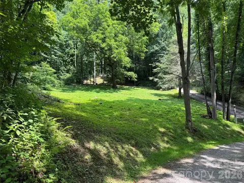 Silverbell 18 Lane #18, Waynesville, NC 28786