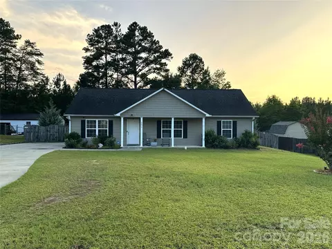 5071 Sedgefield Dr, Lancaster, SC 29720