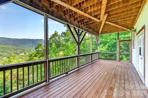 40 E Valley View Dr, Marion, NC 28752 photo 24