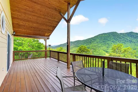 40 E Valley View Dr, Marion, NC 28752 photo 1