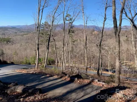 218 Rock Ledge 218 Dr #218, Lake Lure, NC 28746