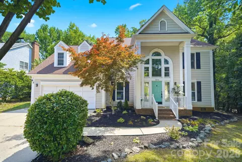 3616 Linden Berry Ln, Charlotte, NC 28269