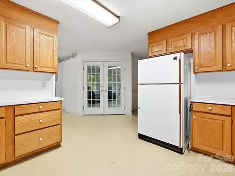 Kitchen - 5950 King Wilkinson Rd, Denver, NC 28037 photo 3 of 3
