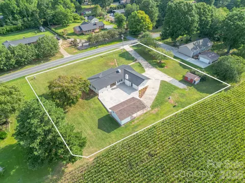 View/Area - 3115 Crow Rd, Monroe, NC 28112 photo 1 of 9