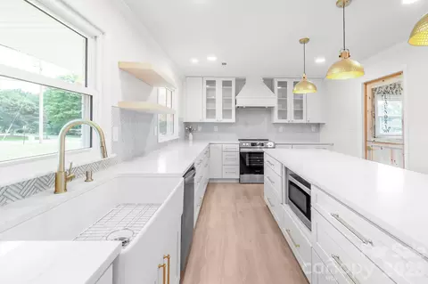 Kitchen - 3115 Crow Rd, Monroe, NC 28112 photo 2 of 3