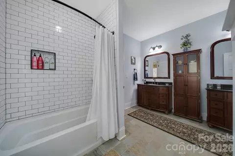 Bath - 880 Shiloh Unity Rd, Lancaster, SC 29720 photo 5 of 5