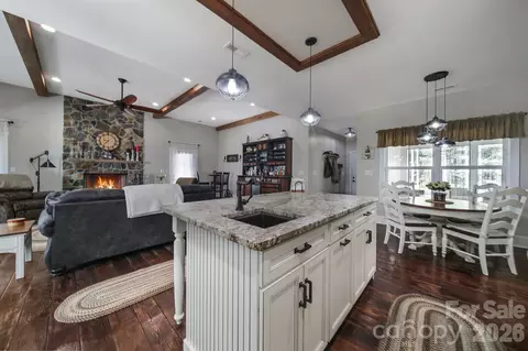 Kitchen - 880 Shiloh Unity Rd, Lancaster, SC 29720 photo 3 of 5