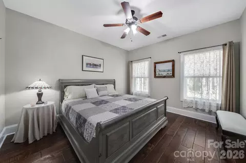 Bedroom - 880 Shiloh Unity Rd, Lancaster, SC 29720 photo 3 of 4