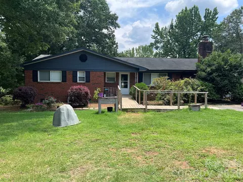 9012 Brief Rd, Charlotte, NC 28227