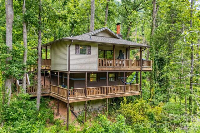 950 Main 5 St #5, Chimney Rock, NC 28720