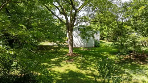 Exterior - 608 1st W St W, Conover, NC 28613 photo 5 of 6
