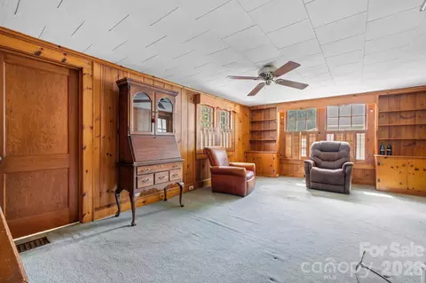 Living - 608 1st W St W, Conover, NC 28613 photo 2 of 6