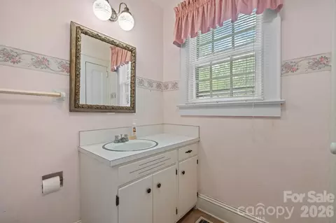 Bath - 608 1st W St W, Conover, NC 28613 photo 1 of 3