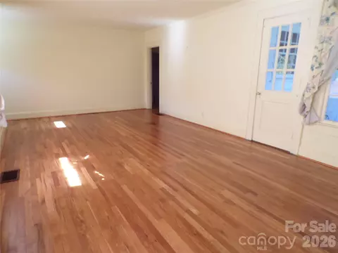 Living - 608 1st W St W, Conover, NC 28613 photo 5 of 6