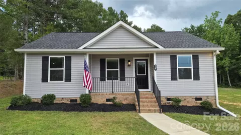 119 Hamilton St, Chester, SC 29706