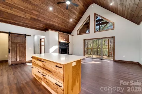 397 Kennel Loop, Murphy, NC 28906 photo 7