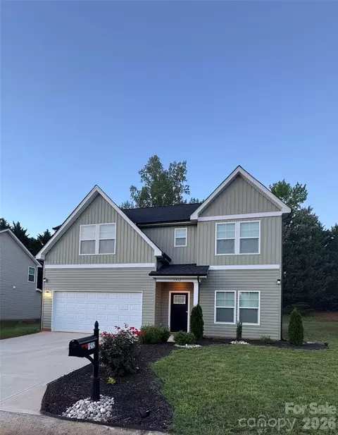 1212 Fall Day Sw Cir SW, Lenoir, NC 28645