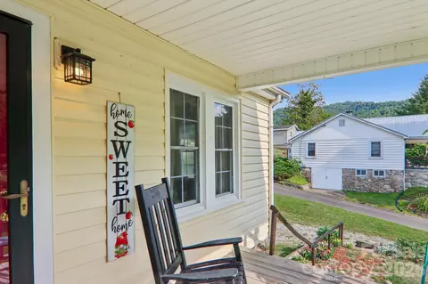 Exterior - 120 Caring Place Loop, Clyde, NC 28721 photo 3 of 8