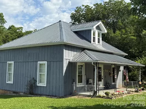 304 Main W Ave W, Hildebran, NC 28637