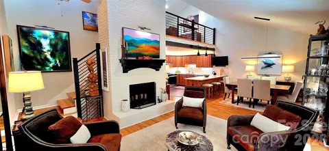 308 Woodfield Dr, Asheville, NC 28803