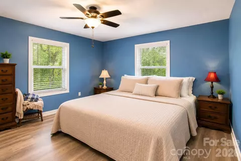 24 Old Rogers Ln, Sylva, NC 28779 photo 9