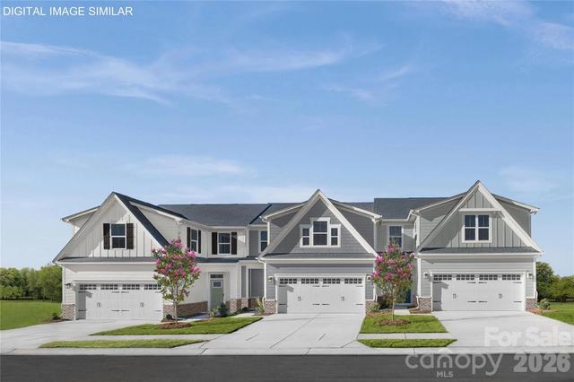 11166 Emerson Landing Dr, Charlotte, NC 28214