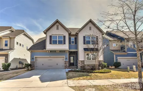 1036 Easley St, Waxhaw, NC 28173