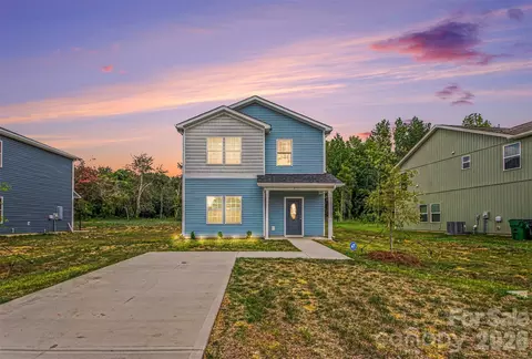 2137 Tom Sadler Rd, Charlotte, NC 28214