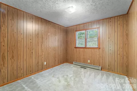 Bedroom - 215 N Fork River Rd, Marion, NC 28752 photo 3 of 5