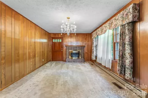 Living - 215 N Fork River Rd, Marion, NC 28752 photo 5 of 6