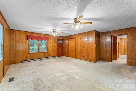 Living - 215 N Fork River Rd, Marion, NC 28752 photo 2 of 6