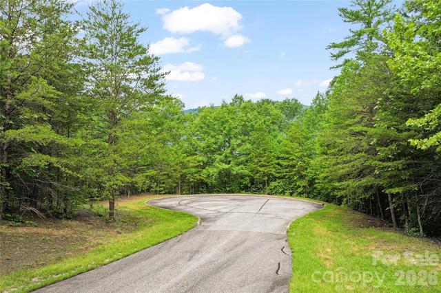 Stratford Place, Mill Spring, NC 28756