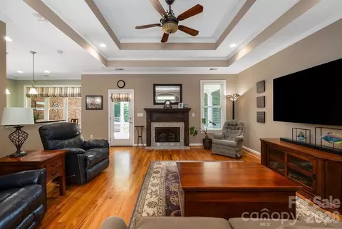 Living - 625 Jackson Rd, Salisbury, NC 28146 photo 2 of 2