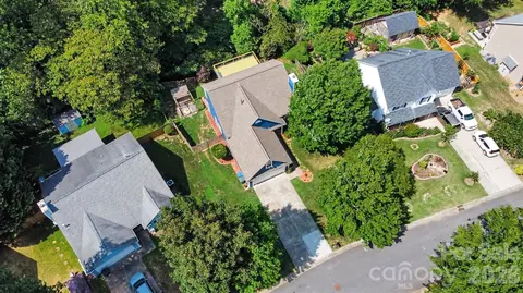 View/Area - 10427 Danesway Ln, Cornelius, NC 28031 photo 1 of 3
