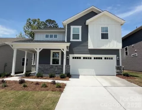 2736 Phoenix Ct, Gastonia, NC 28052