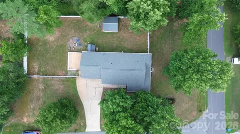 49 Laurel St, Granite Falls, NC 28630