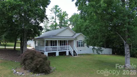 49 Laurel St, Granite Falls, NC 28630