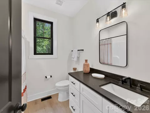 Bath - 1215 Pine Forest Dr, Lancaster, SC 29720 photo 4 of 5