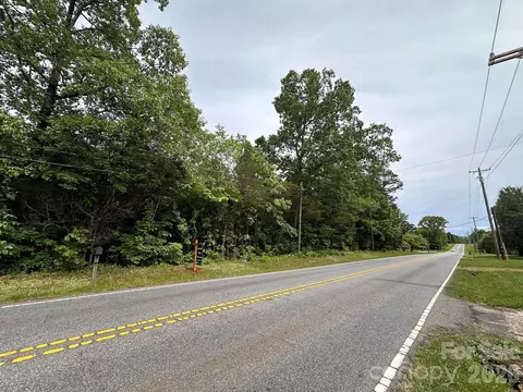0000 Section House Rd, Hickory, NC 28601