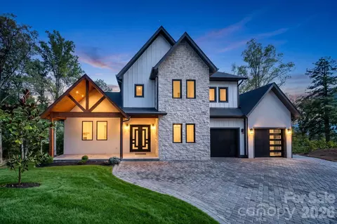 77 Camsyn Dr, Weaverville, NC 28787