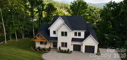 77 Camsyn Dr, Weaverville, NC 28787