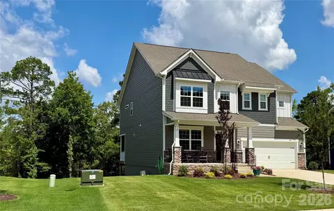199 Hamptons Cove Rd, Troutman, NC 28166