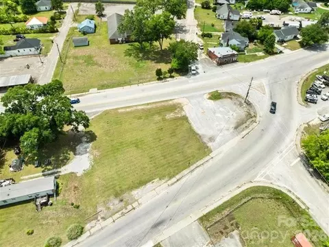 2 Nd St, Cheraw, SC 29520 photo 8