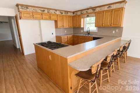 275 Noel Rd, Harmony, NC 28634 photo 6