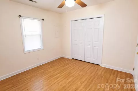 Bedroom - 275 Noel Rd, Harmony, NC 28634 photo 3 of 3