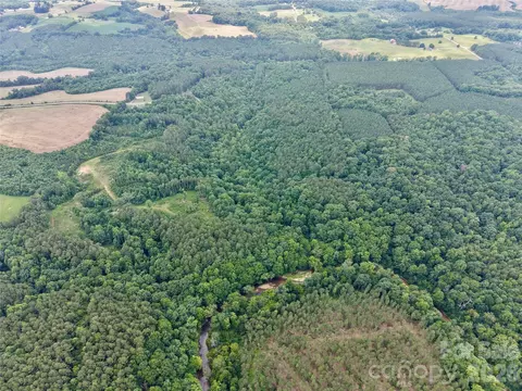 000 Butler Mill Rd, Harmony, NC 28634 photo 9